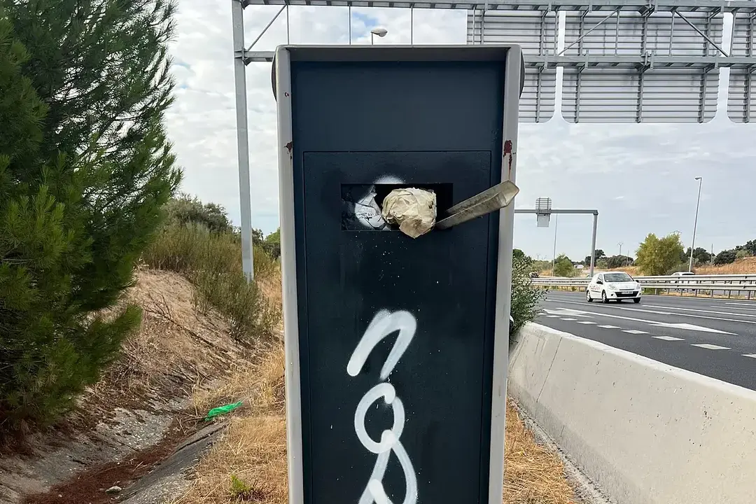 Radar vandalizado