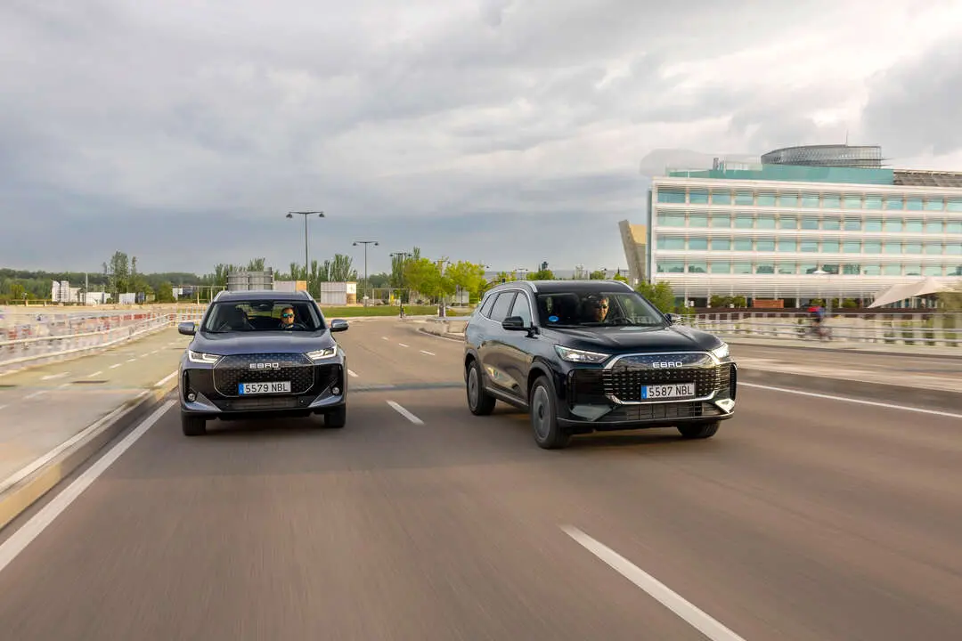 EBRO s700 PHEV y s800 PHEV
