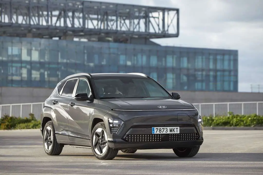 hyundai-kona-ev-es-1023-43