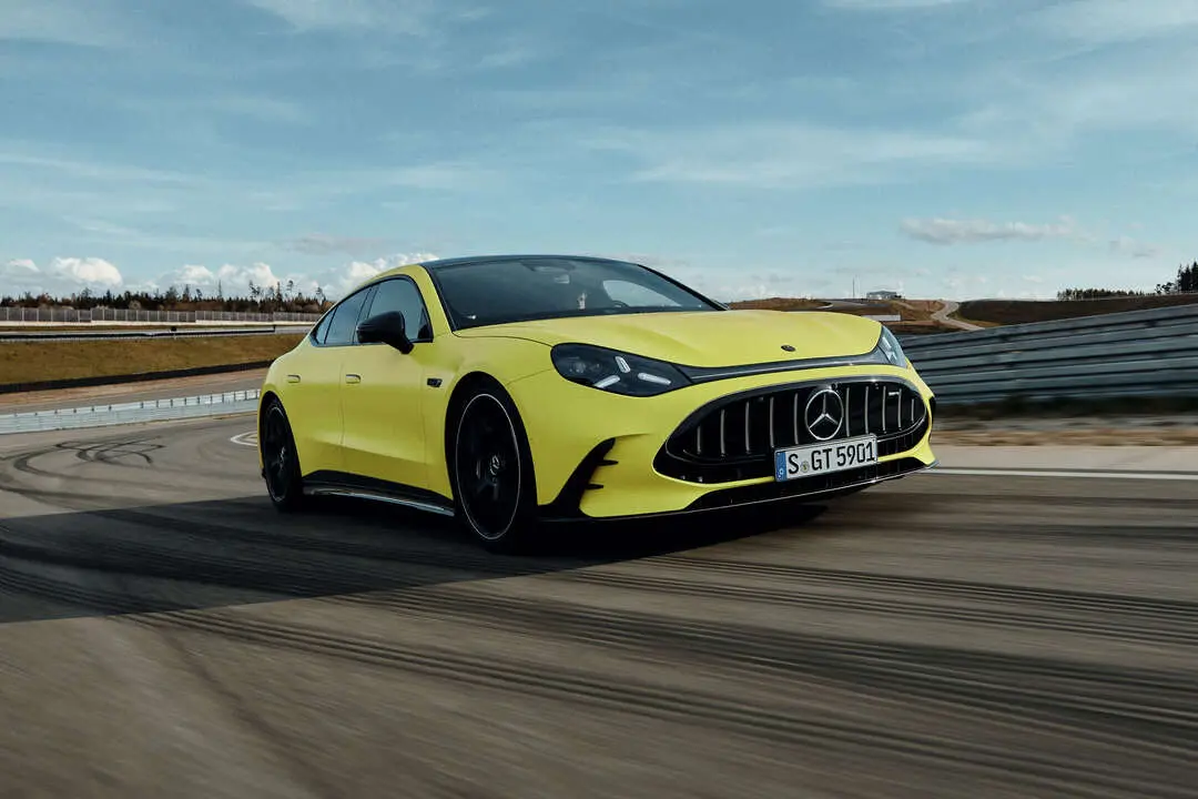 Das neue Mercedes-AMG GT 63 4-T&uuml;rer Coup&eacute;, 2026.

Mercedes-AMG GT 63 4-T&uuml;rer Coup&eacute; | Energieverbrauch kombiniert 21,0-17,9 kWh/100 km | CO2 Emissionen kombiniert 0 g/km | CO2-Klasse: A;Mercedes-AMG GT 63 4-T&uuml;rer Coup&eacute; | Energieverbrauch kombiniert 21,0-17,9 kWh/100 km | CO2 Emissionen kombiniert 0 g/km | CO2-Klasse: A*

The all-new Mercedes-AMG GT 63 4-Door Coup&eacute;, 2026.

Mercedes‑AMG GT 63 4-Door Coup&eacute; | combined energy consumption 21.0-17.9 kWh/100 km | combined CO2 emissions 0 g/km | CO2 class: A;Mercedes‑AMG GT 63 4-Door Coup&eacute; | combined energy consumption 21.0-17.9 kWh/100 km | combined CO2 emissions 0 g/km | CO2 class: A*