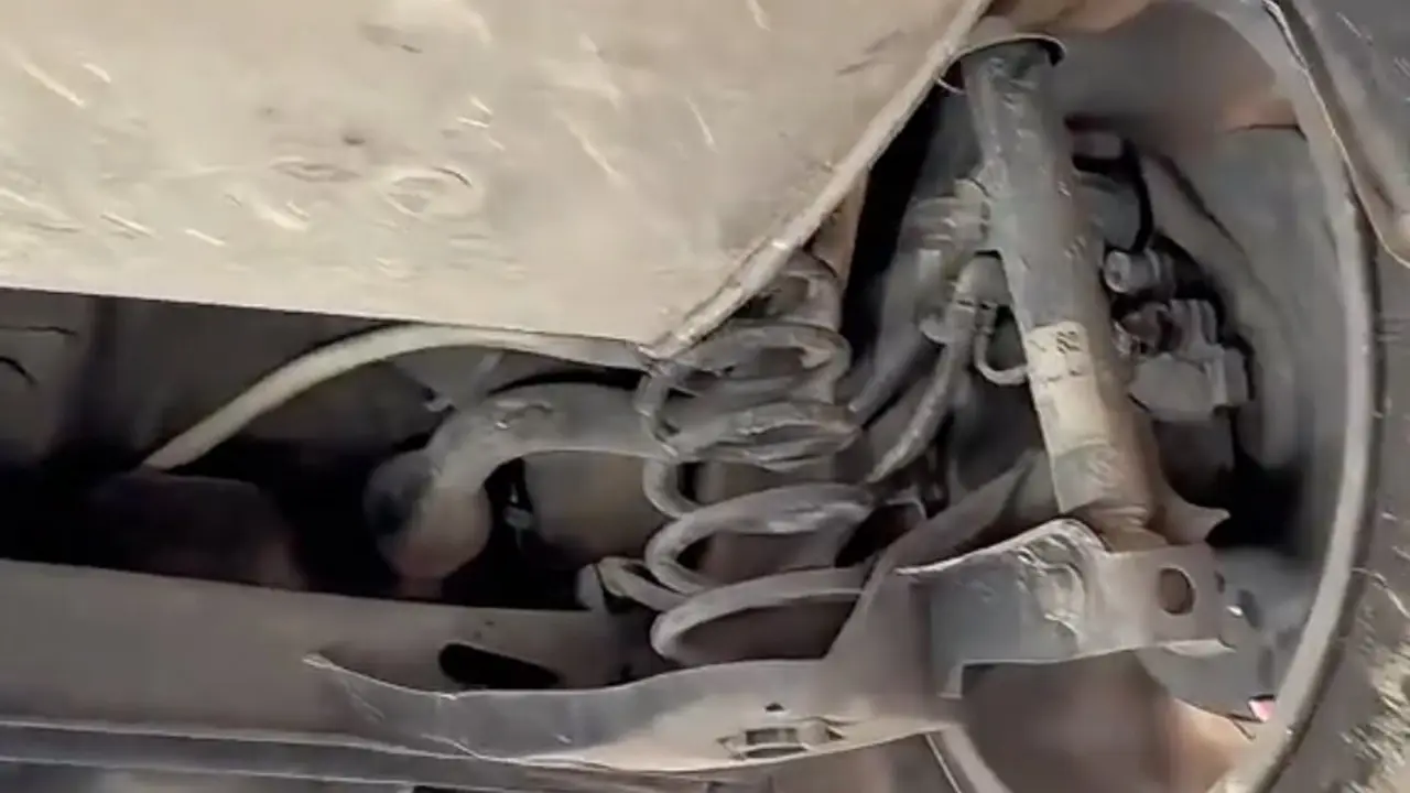 La parte inferior de un Audi