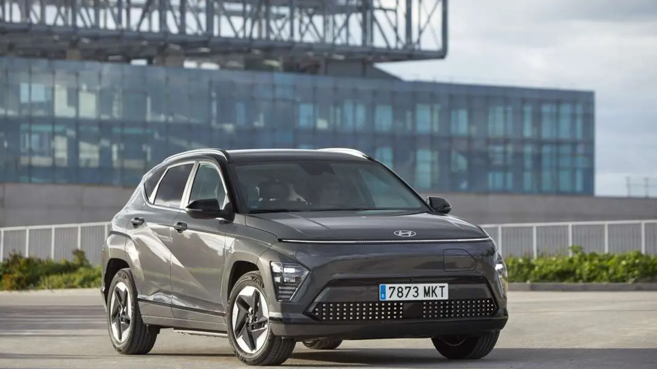 hyundai-kona-ev-es-1023-43