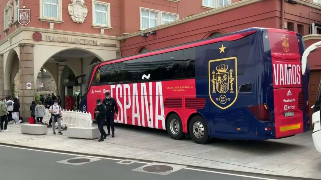 El autobus oficial de Espa&ntilde;a